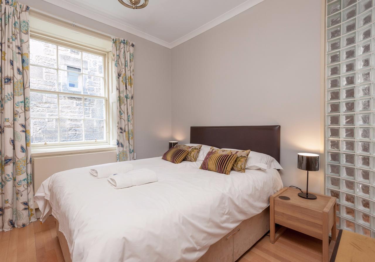 Parliament Sq Apartment Edinburgh Exterior photo